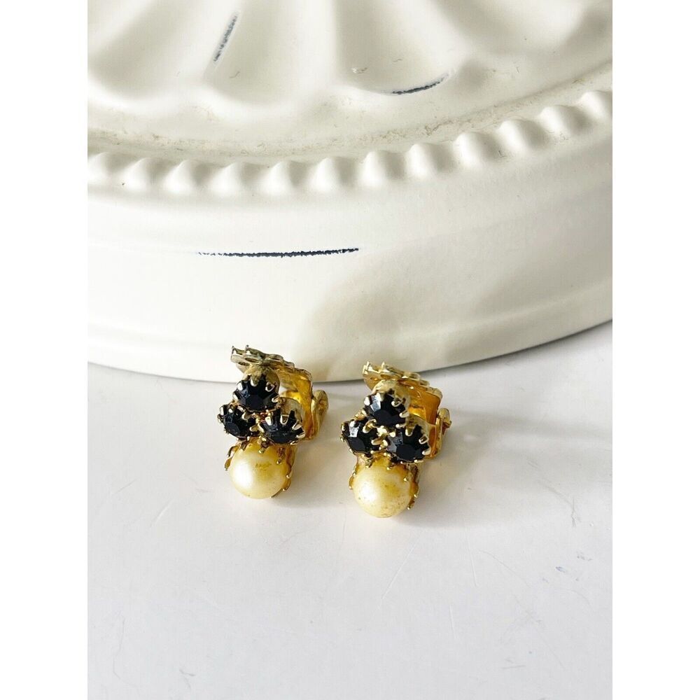 Vintage MCM Clip On Earrings gold town rhinestone pearl 50s 60s glam formal